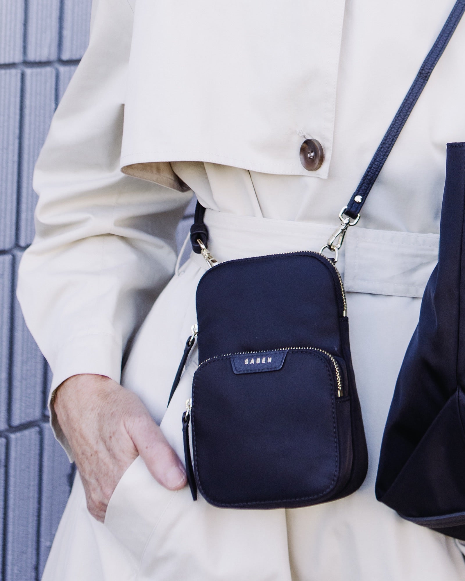 Nikko Pocket Nylon Phone Sling